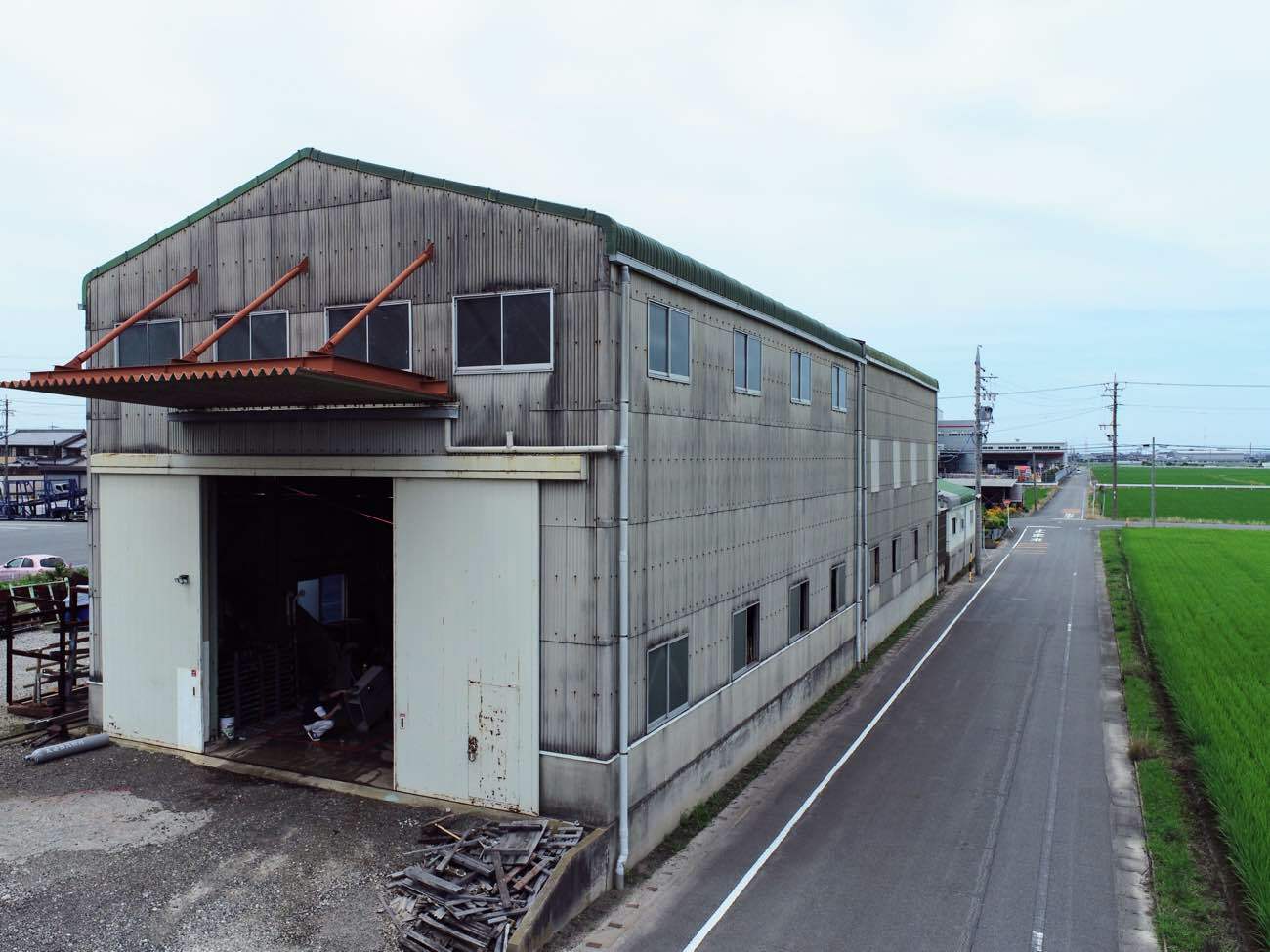 海部郡飛島村の工場建物で雨漏り調査