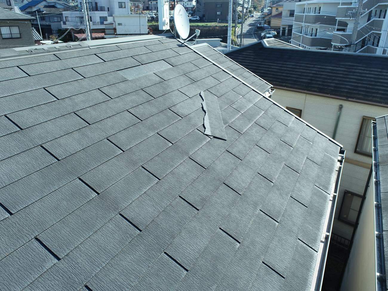 名古屋市天白区でカラーベストが落下