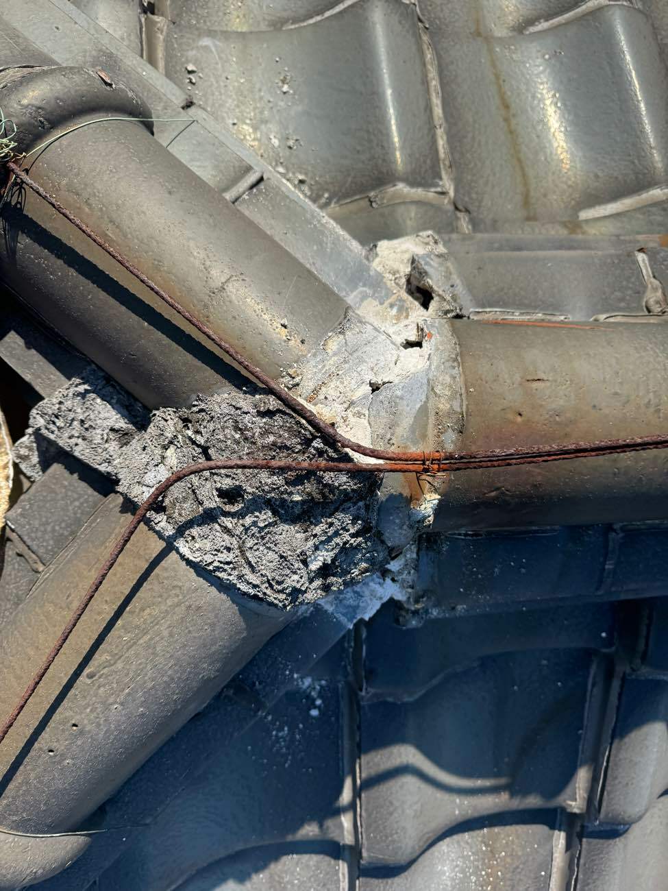 三つ又瓦に施されていた漆喰