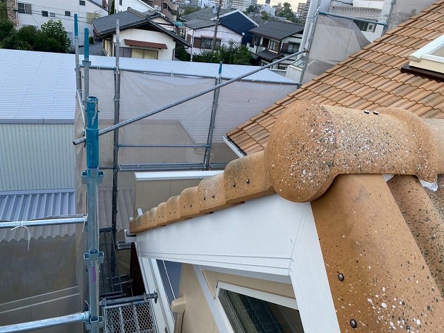 屋根の棟やケラバの取り直し工事完成状況