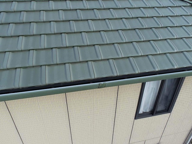 アパート建物の雨樋劣化状況