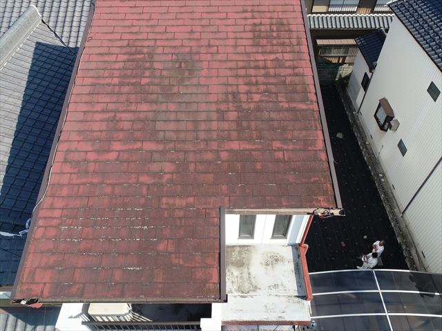 中川区にてスレート屋根の点検依頼がありました。