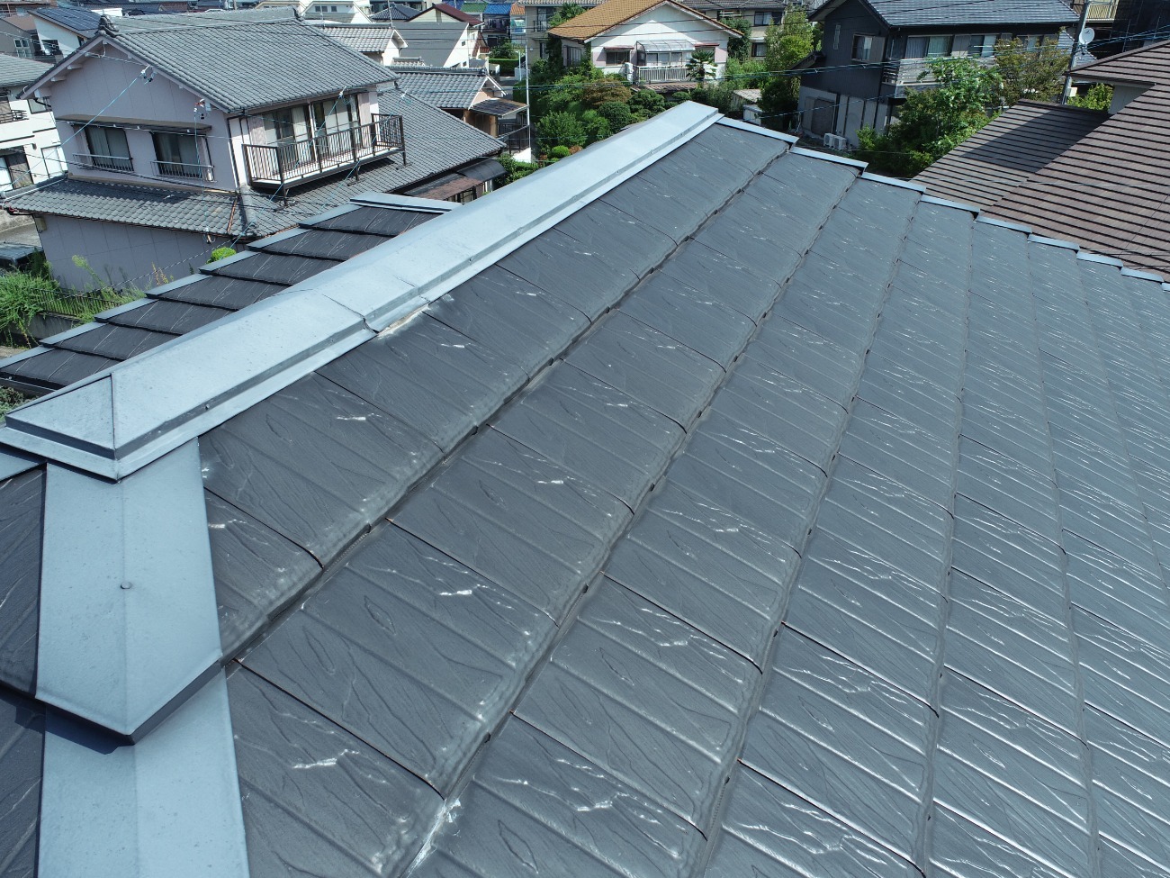 屋根役物取り替えメンテナンス前の住宅屋根