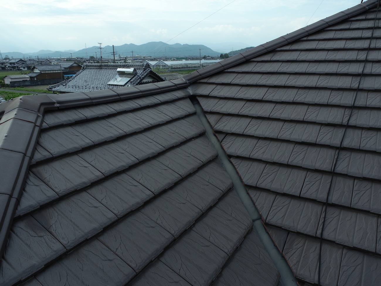 谷部に施工されて入れている谷板金の劣化状況
