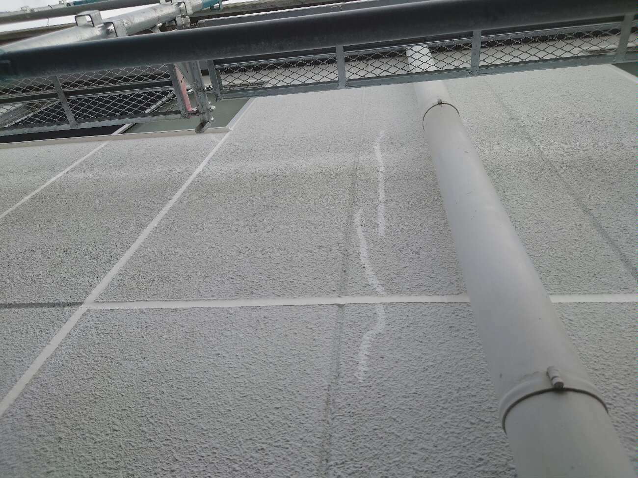 ALC外壁のひび割れ