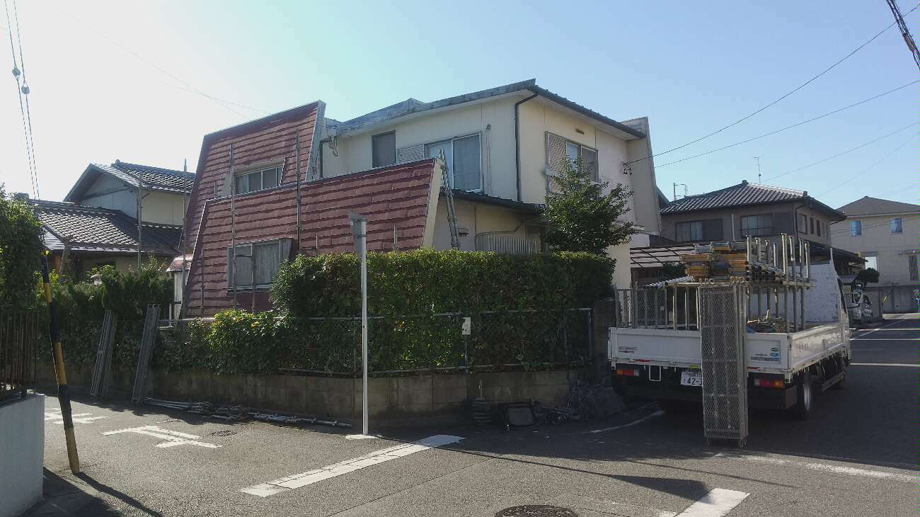 下屋根で雨漏りがあった日進市の現場