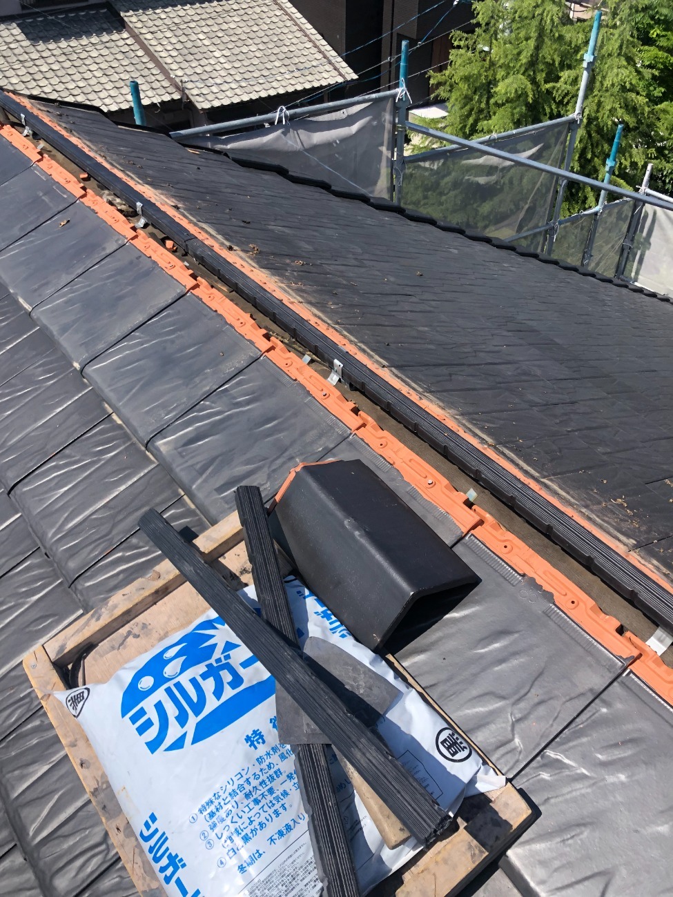 樹脂製垂木の設置