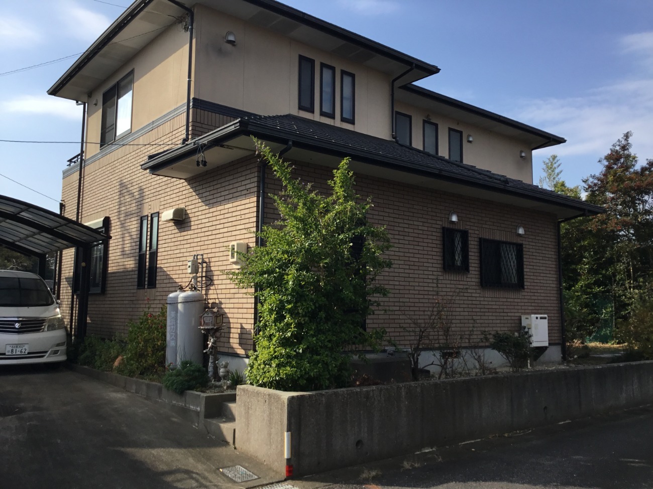 板金工事を行う美浜町の住宅の劣化状況