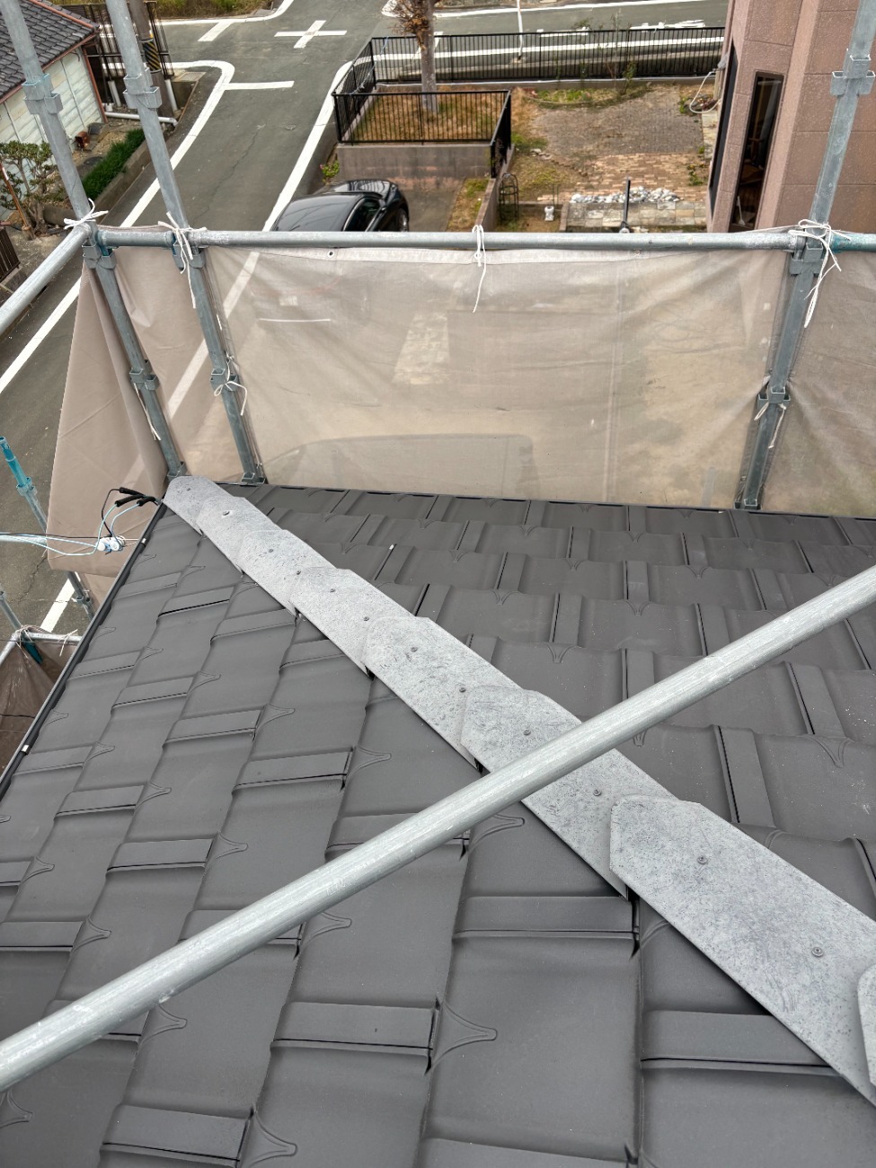 隅棟に施工されている差し棟板金の劣化状況