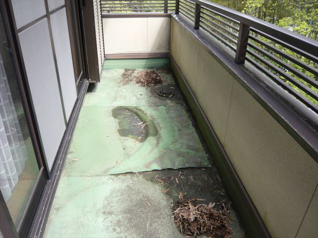 名古屋市緑区｜リビングの天井の上で、水が落ちる音がするので…