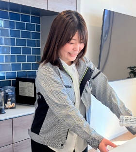 鈴木　美里（すずき　みさと）