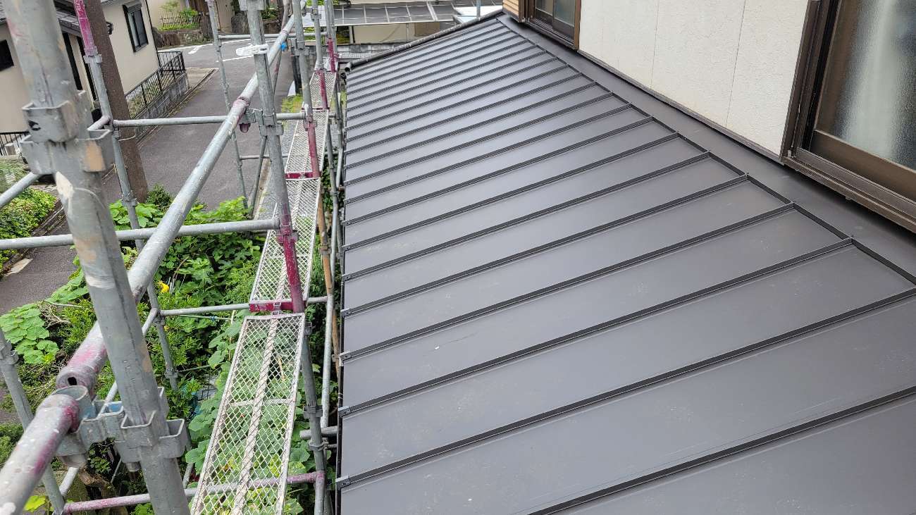 日進市　下屋根の施工完了