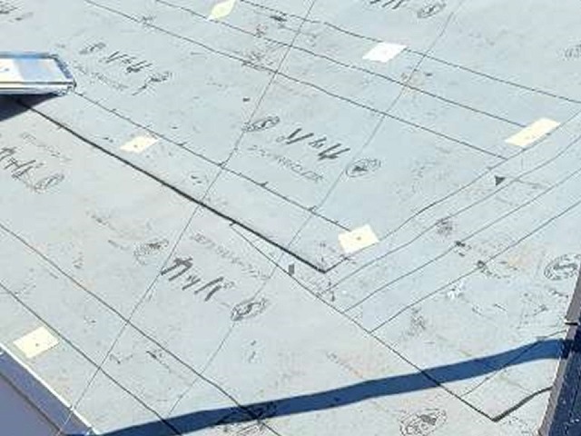 名古屋市緑区　カバー工法の下に敷く防水シート