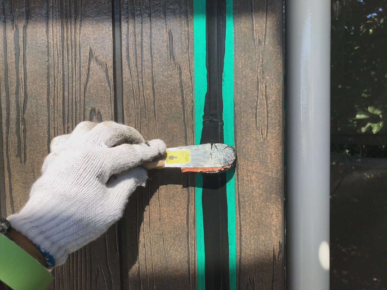 木目調サイディングのコーキング打ち替え