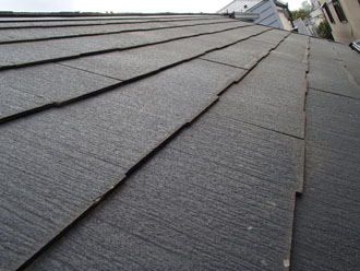 劣化が進む前のパミール屋根材